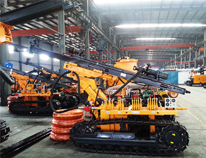 KG910B/YC910B型露天潛孔鉆車