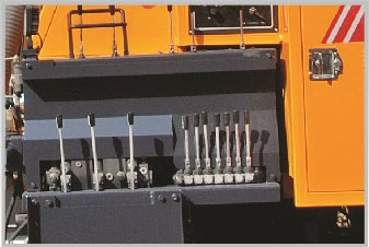 KT7C 一體式潛孔鉆車